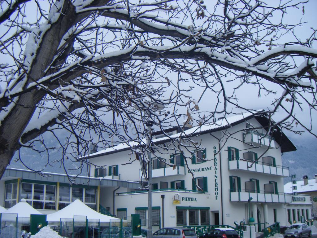 Hotel-Restaurant-Pizzeria Goldrainerhof Экстерьер фото