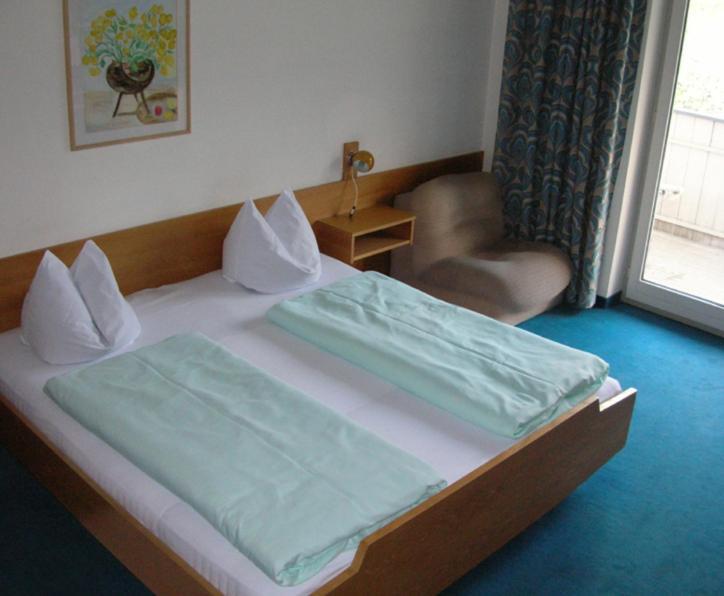 Hotel-Restaurant-Pizzeria Goldrainerhof Номер фото